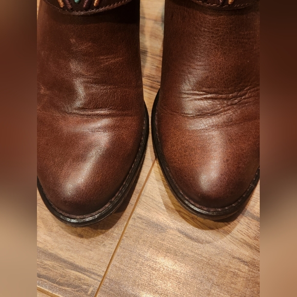 Lyard leather booties -Like new - Picture 5 of 12